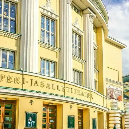 Modern Old Town With Sunny Balcony Appartamento