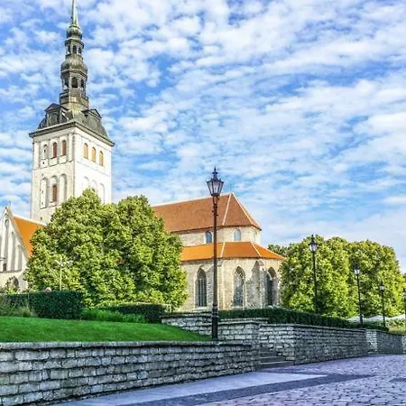 Modern Old Town With Sunny Balcony Korter *